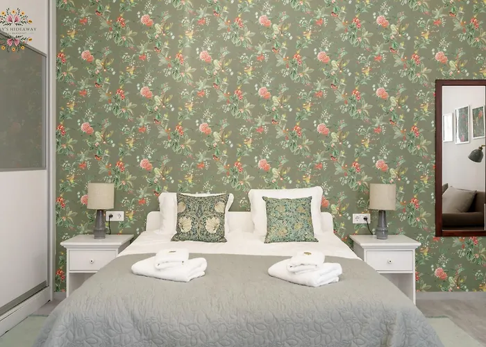 Gabby\'S Hideaway Central Budapest